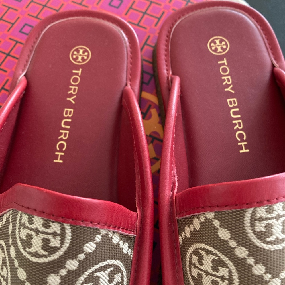 Tory Burch Red and Brown Mules with Distinctive Design - Picture 7 of 9